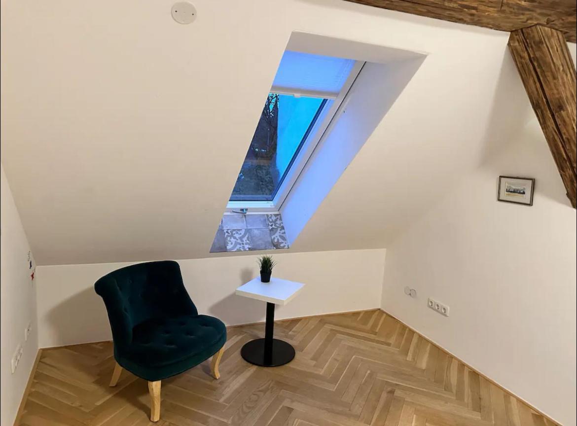Exklusive Maisonetten Wohnung Mit Gartenzugang Augusta Esterno foto